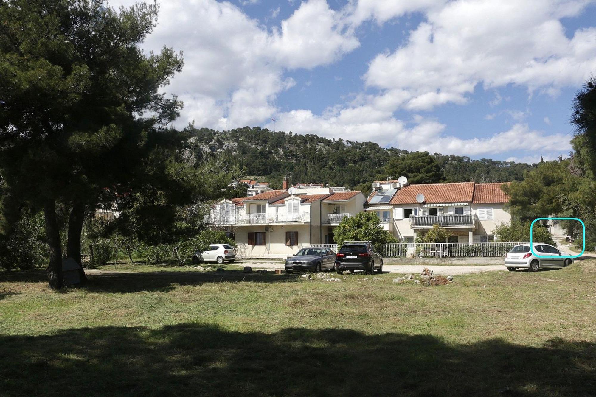 Beachfront Apartment Drazen, With Garden And Parking Split Exterior photo